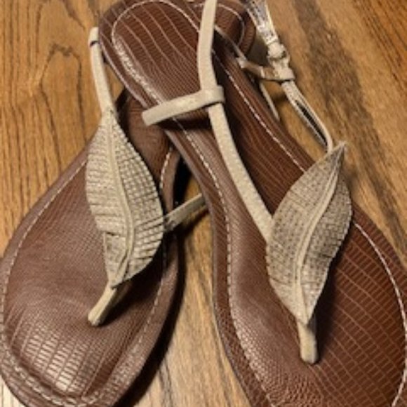 Shoes - Sandals  Size 7.5